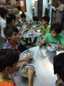 ATG brings hot meals to the orphans 2